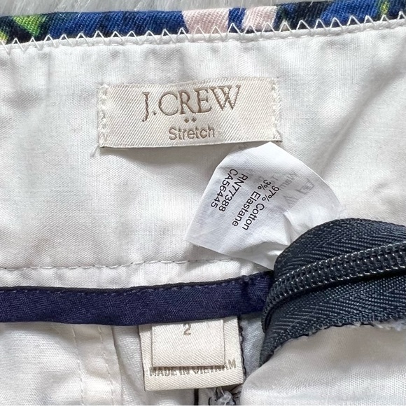 SOLD-J Crew Tropical Floral Print Blue Blush Pink Mid Rise 5” Chino Shorts - Picture 5 of 7